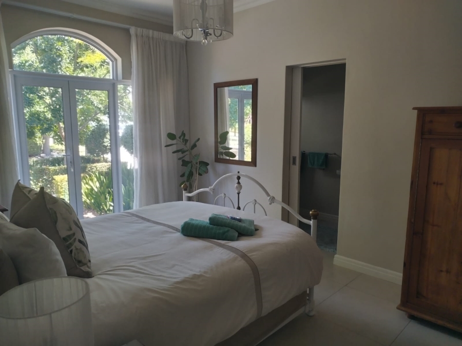 To Let 4 Bedroom Property for Rent in Val De Vie Estate Western Cape